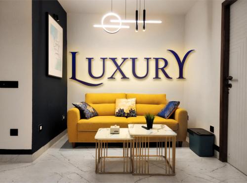 Pallavaram Appartement | Luxury Stylish Comfort Near Airport, bus and train station