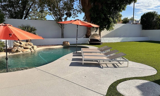 Arabian Crest Maison | LUXURY Sunny Days Scottsdale! Great Location+ NO FEE Heated Saltwater Pool!