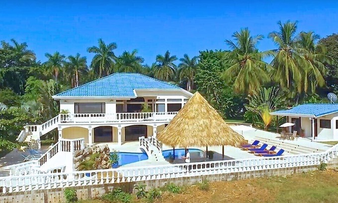 Buenos Aires Maison | Luxury Tambor Estate with private pool, jacuzzi, and panoramic view