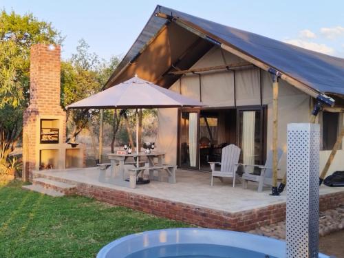 Golders Green Autre | Luxury Tents at Buffelshuis Safari Camp
