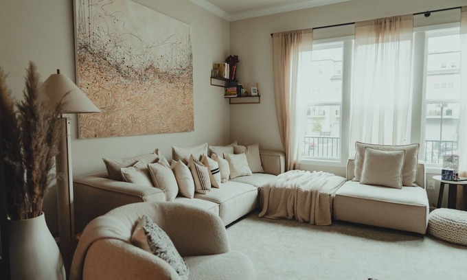 Chantilly Maison | Luxury Townhome Near DC