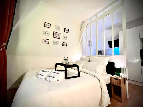 Quincy-sous-Senart Appartement | Luxury trip to Alice's Country