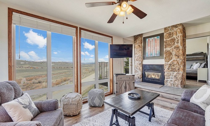 Silvercreek Copropriété | Luxury Updated 2BR2BA/Walk to Base/Bike Hike Fish Golf/STUNNING Mountain Views🌄