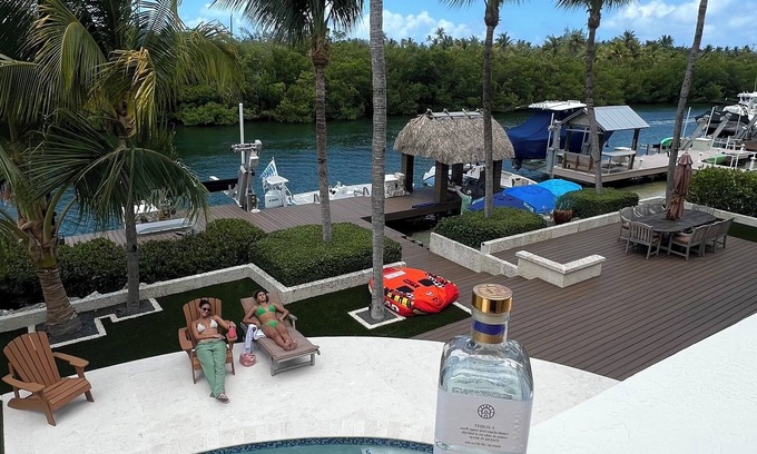 Islamorada Maison | Luxury vacation home. This is Paradise. Perfect for all family occasions.