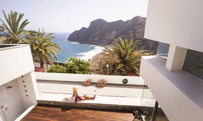Hermigua Maison | Luxury vacation home with huge terrace