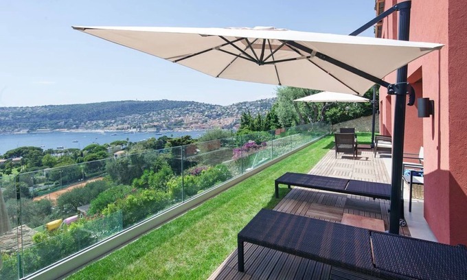 Beaulieu-sur-Mer Maison | Luxury villa - 3 bedrooms/3 bathrooms- overlooking the bay of Villefranche