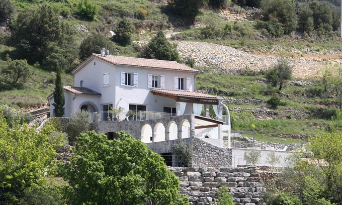 Ruoms Villa | Villa luxueuse à Sampzon avec piscine et climatisation