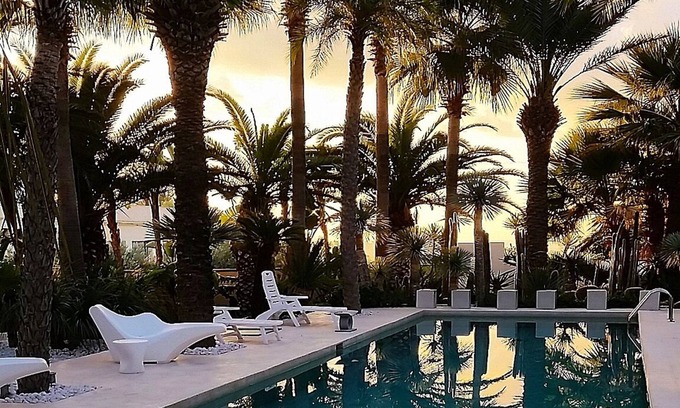 Marinella di Selinunte Villa | 50% OFF TARIFS HIVER! Villa de luxe, piscine privée, jardin, solarium avec vue sur la mer
