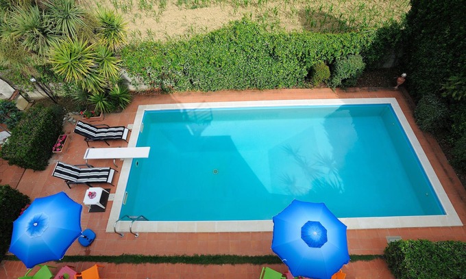 San Giuliano Terme Villa | Villa de luxe avec piscine privée et Wifi gratuit