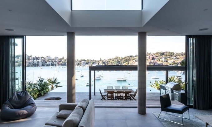 Darling Point Villa | Sutherland (Heated Pool)