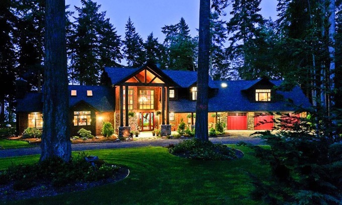Oak Harbor Maison | Luxury Waterfront Lodge: cuisine gastronomique, 3 cheminées, bain à remous, nid d'aigle chauve