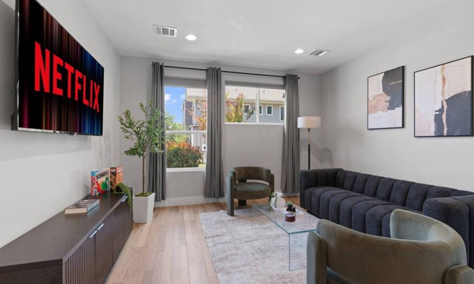 University Hills and Windsor Park Maison | Luxury Windsor Park Austin Home - Sleeps 12+!