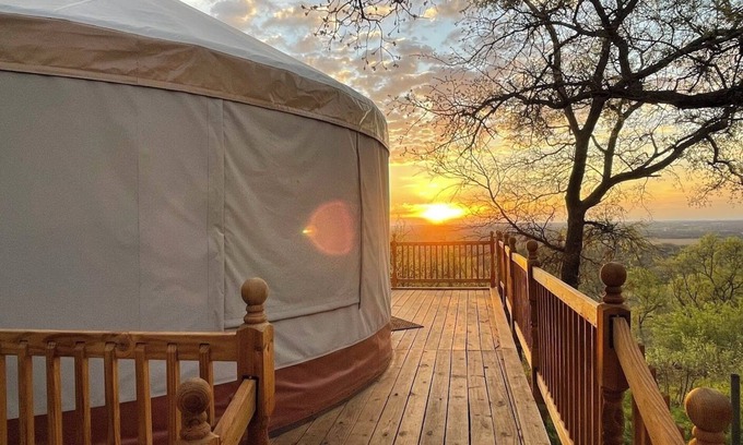 Mineral Wells Cabine | Luxury Yurt in Mineral Wells