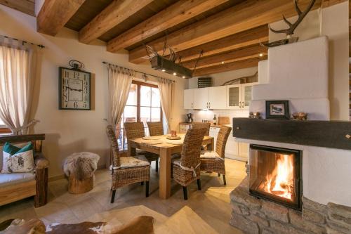 Ilsenburg Chalet De Ski | Luxus Ferienhäuser Chalets zum Ilsetal mit Kamin & Sauna in Ilsenburg im Harz