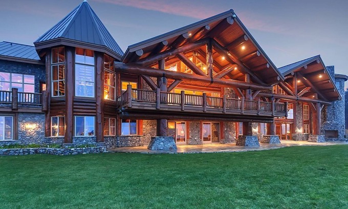 Port Orford Maison | Oceanfront sur 30 acres grands pour les mariages!