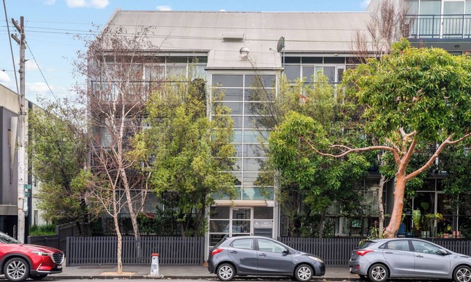 Carlton North Appartement | Lygon St: Location and Liveability + Pool & Gym