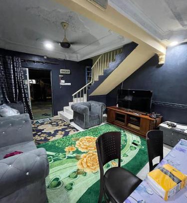 Pasir Gudang Maison | Lylinz Dy cermai homestay
