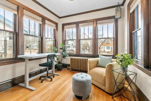 Powderhorn Maison | Lyndale Pleasant Getaway