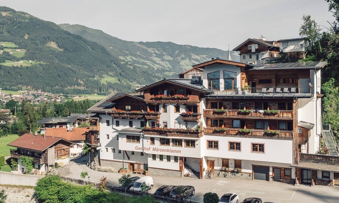 Stumm Hôtel | Märzenklamm Hotel.Gasthof