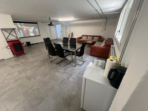 Fulenbach Appartement | Möblierte Studiowohnung 65 m2 Wohnfläche mit Kostenlosen Endreinigung