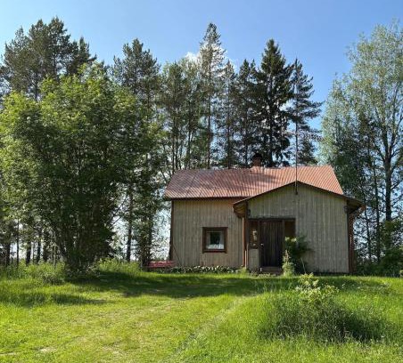 Sonkajarvi Chalet De Ski | Mökki järvenrannalla