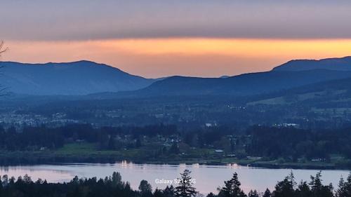 North Cowichan Appartement | M&M's Maple Bay Mountain Guesthouse