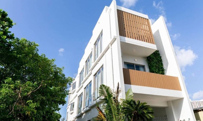 Nakama Maison | M sur la plage privée 560㎡ ascenseur 6BR, 6bath Max22P