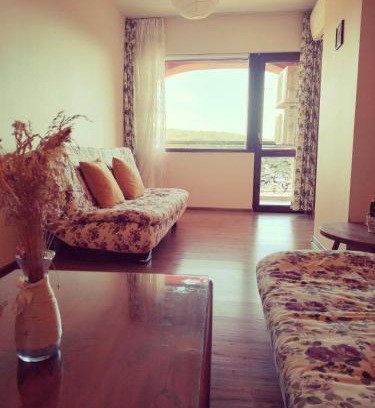 Kostenets Appartement | Ma-Bebe SPA Suite - Thermal Jacuzzi and Family Comfort