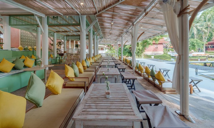 Bang Tao Hôtel | Ma Doo Bua Phuket (มาดูบัวภูเก็ต)