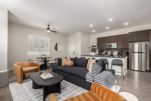 North Scottsdale Maison | Macallister 1006-N Scottsdale-BBQ-Htd Pool-Views