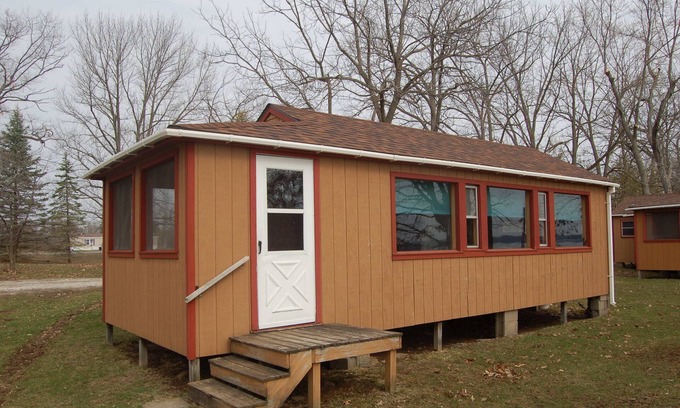 Hammond Maison | MacFarlane Cottage, MacFarlane Cottage at Camp Caledonia