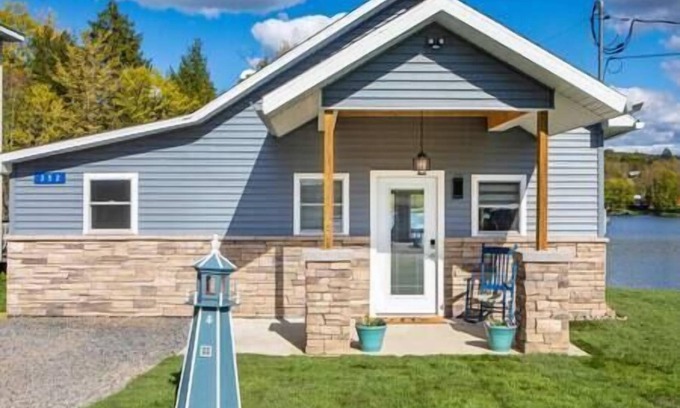 Hamilton Maison | Lake Moraine Home #2 Near Colgate University, Lake Moraine Home #2 Near Colgate University