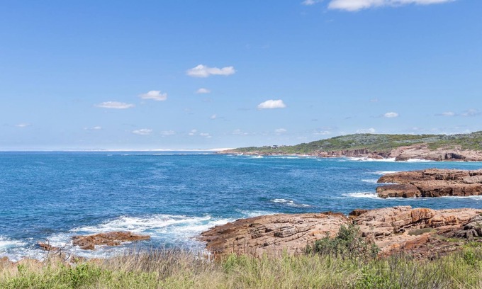 Boat Harbour Maison | Maestral II, 27a Richardson Ave - 290 metres from the waters edge , Air Con