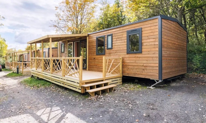 Chatel-Guyon Maison | Maeva Respire campsite in La Croze * - Premium Cottage 4 Parts 6 People + TV