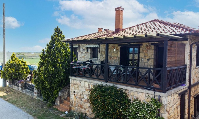 Psakoudia Maison | Mafalda House by Travel Pro Services