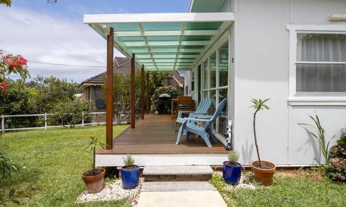 Berrara Maison | Maggie's Seaside Shack