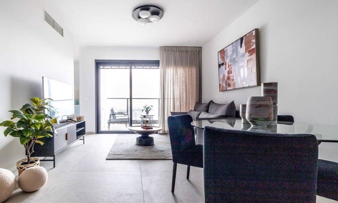 Kiryat Moshe Appartement | Magical 2BR/Parking with amazing view in city gate