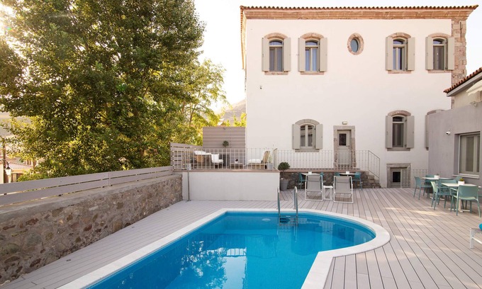 Eresos Villa | Magnificent 1850s Eressian Villa Hotel in Lesvos!