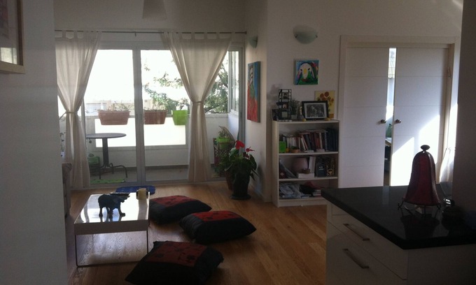 Tel Aviv Appartement | Magnifique 3 pièces refait à neuf (75m2) - 5 min à pied de la plage - 4 / 6 pers