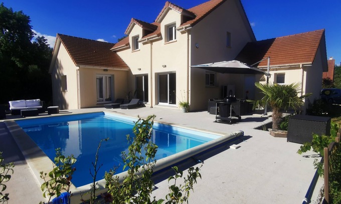 Croth Maison | Magnificent 8p villa with swimming pool, sauna and SPA