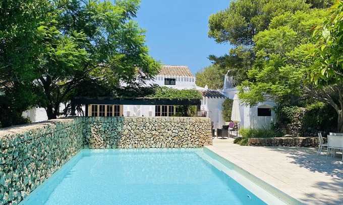 Mahon Chalet De Ski | Magnificent country house with private pool, free WiFi