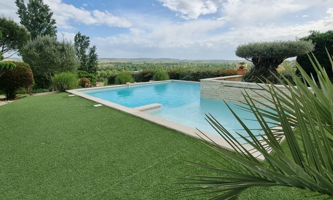 Beaumont-de-Lomagne Maison | Maison magnifique 240 m2 avec piscine face au lac