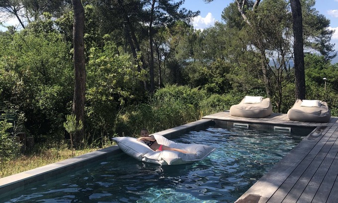 Montferrier-sur-Lez Maison | Magnifique maison d'architecte dans les pins avec vue sur le Pic sur Loup