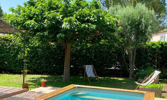 Montfavet Maison | Magnificent House With Garden And Pool
