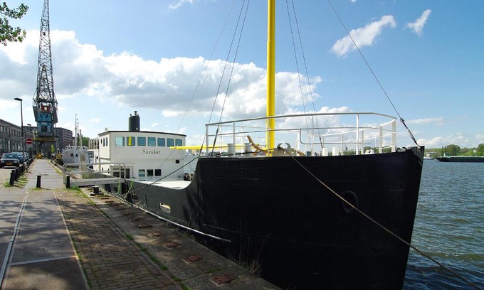 Eastern Docklands Location De Bateaux | Magnificent houseboat with a stunning view!