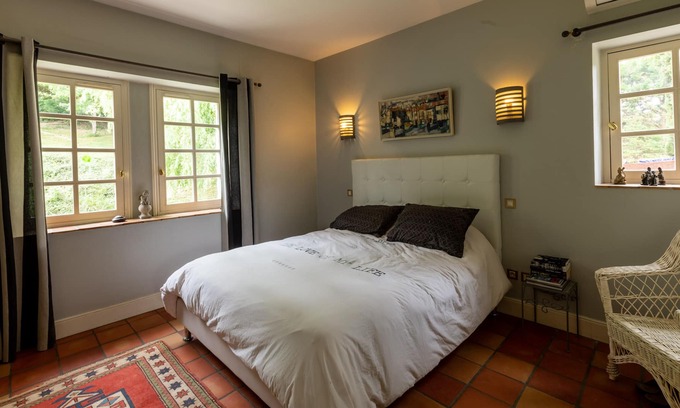 Nerac Maison | Magnificent residence of character and its Park.