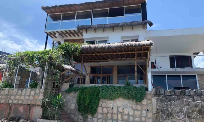 Comuna San Jose Appartement | Magnificent Suite with sea view on the third floor