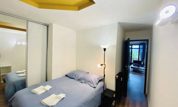 Centre Ville Appartement | Vue magnifique sur les Pyrénées pour ce T2 de 58 m2 en hyper centre