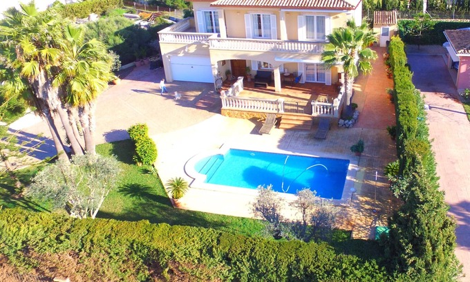 Sa Torre Villa | MAGNIFIQUE VILLA AVEC VUE MER ET MONTAGNE IDEAL POUR LES FAMILLES AVEC PISCINE