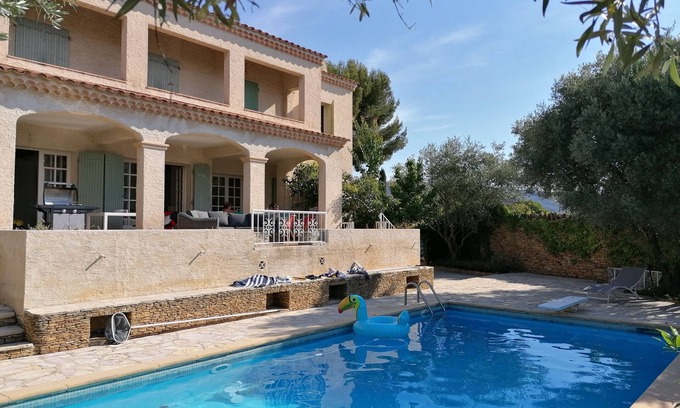 La Ciotat Villa | Magnifique Villa avec piscine et vue mer